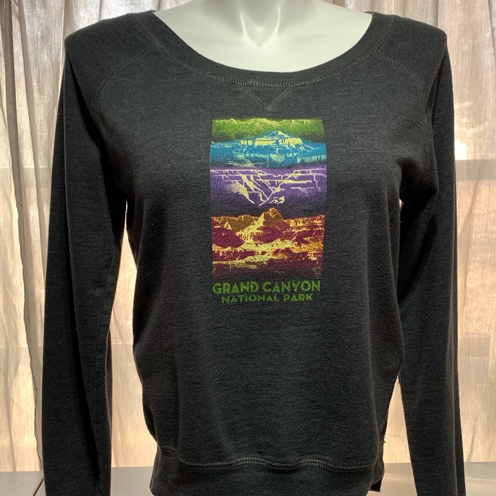 LAT Sweatshirt SZ - XL  (Juniors)